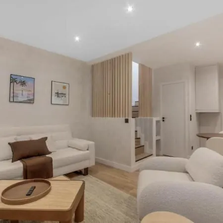 Maison De Charme Au Coeur De Batignolles Apartment