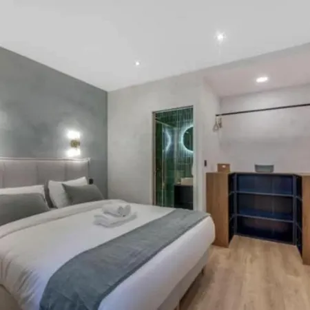 Apartment Maison De Charme Au Coeur De Batignolles